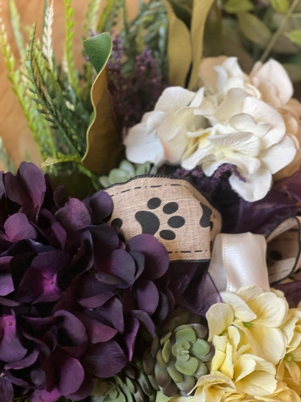 UW Husky Sophisticated and Spirited X-Large Wreath
